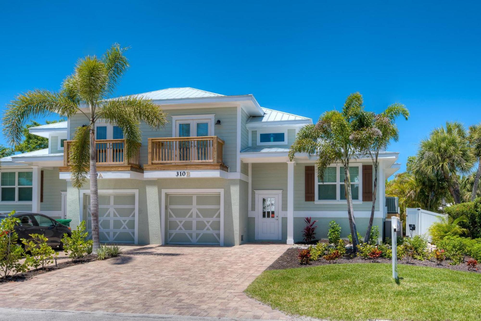 Key Lime Cottage ホームズビーチ エクステリア 写真